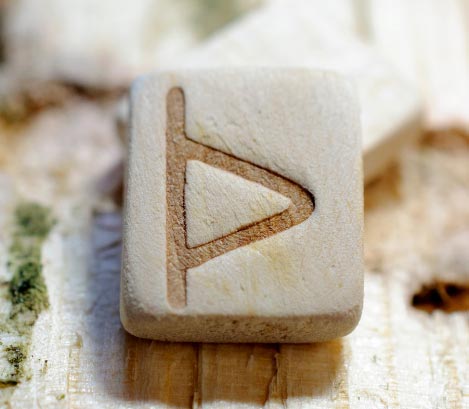 THURISAZ