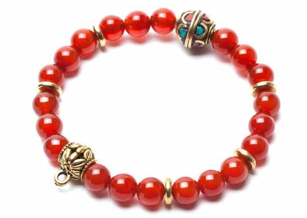 joyas con piedras rojas